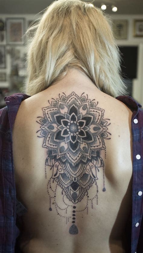 tatuagens costas femininas|65 melhor ideia de Tatuagens femininas nas costas。